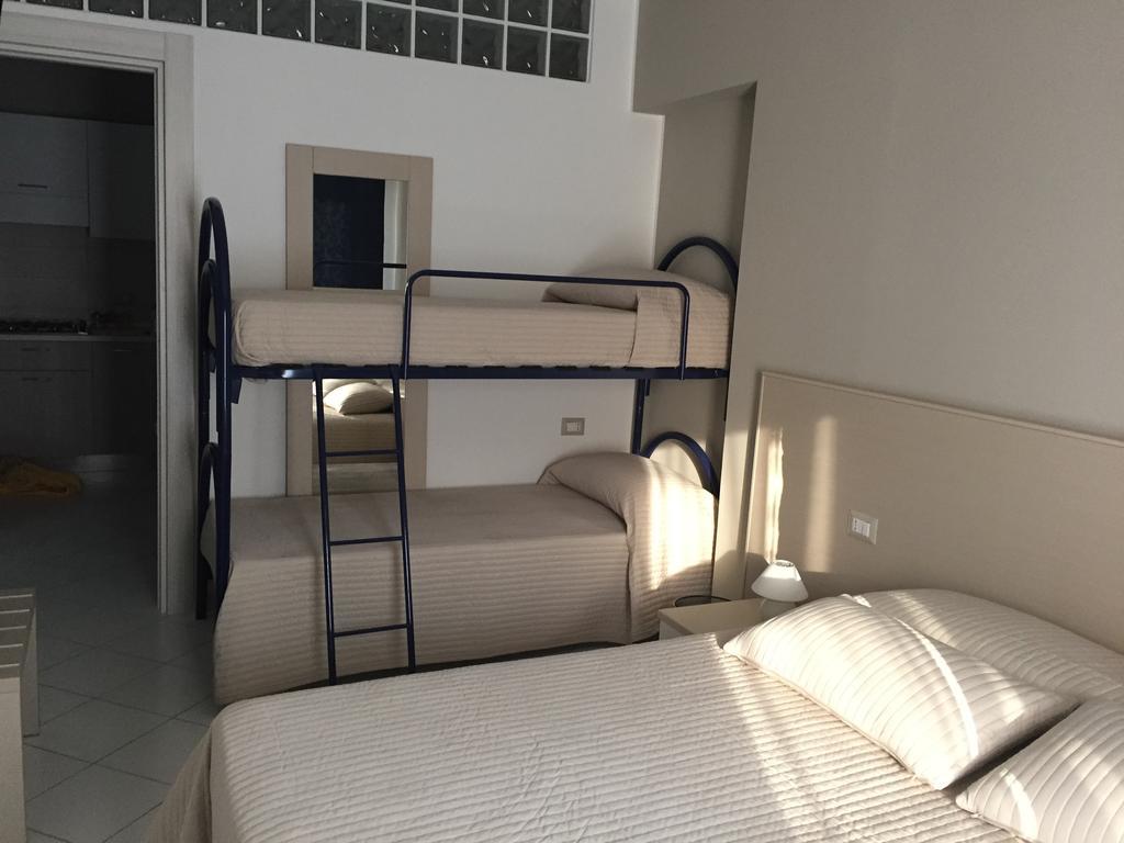 Appartamento 403 Mesina Habitación foto